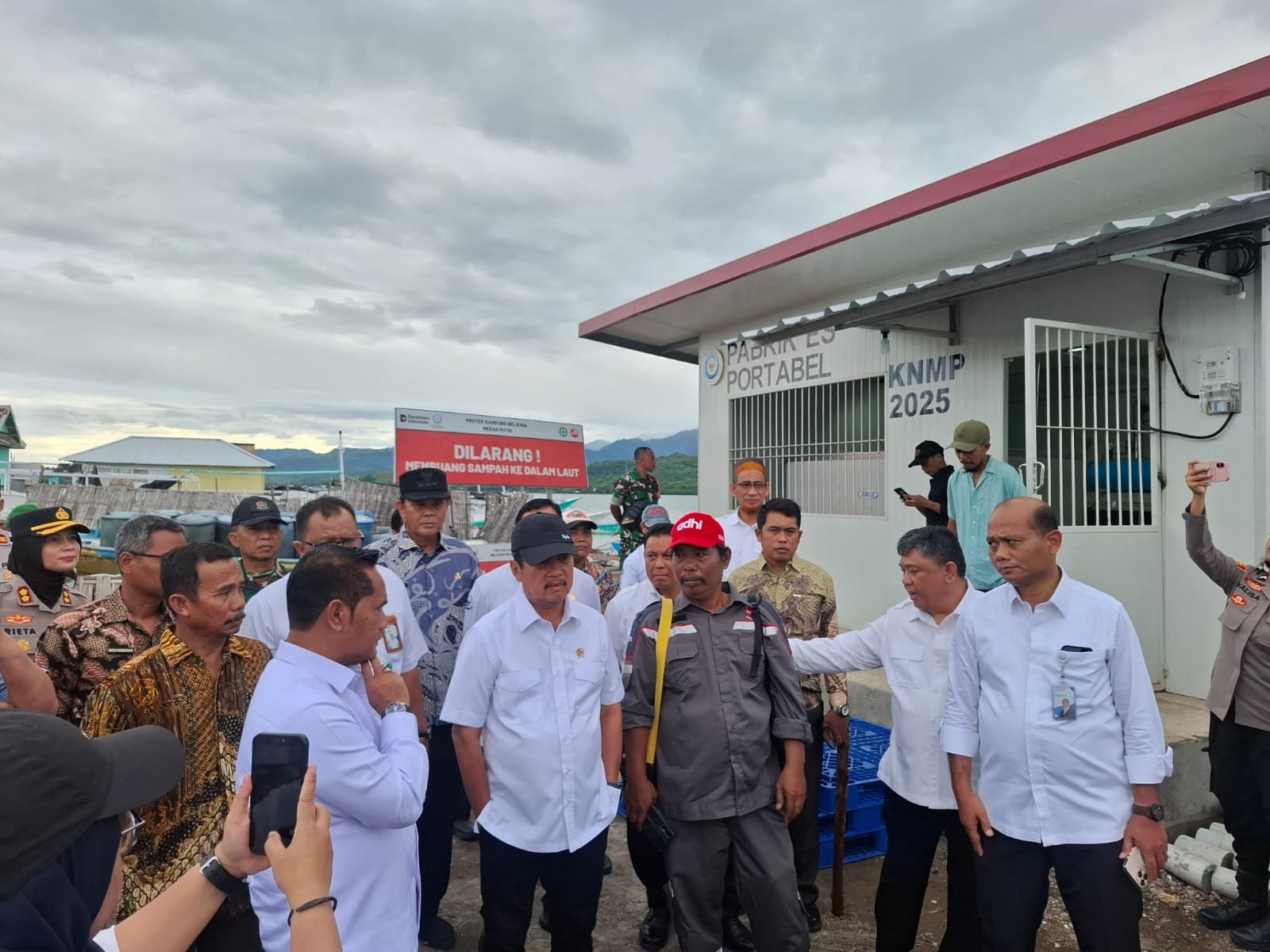  Menteri Keluhkan Kualitas Bangunan KNMP Bungin