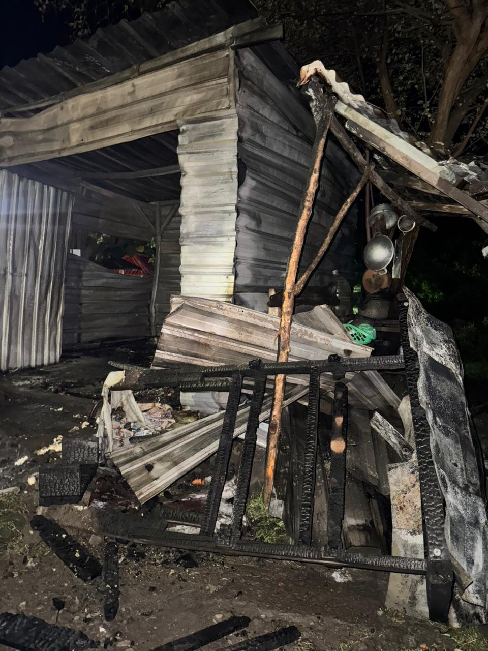 Diduga Gas Bocor, Warung Bensin Milik Warga Raberas Terbakar