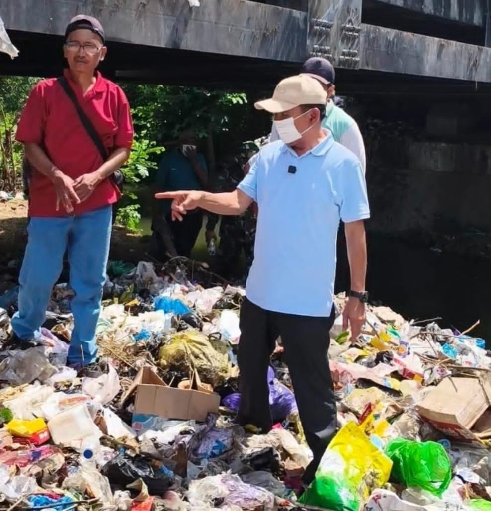 Skor Adipura Rendah, Wabup Bersihkan TPS Liar Utan