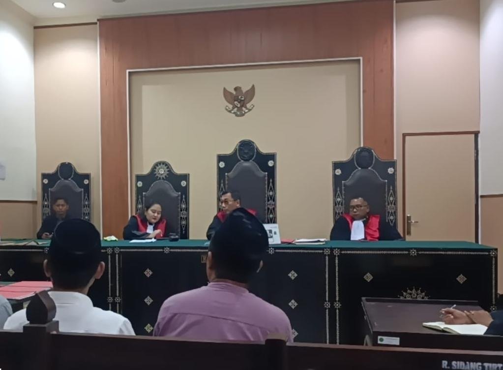 Kades Jorok Utan Dituntut Lima Tahun
