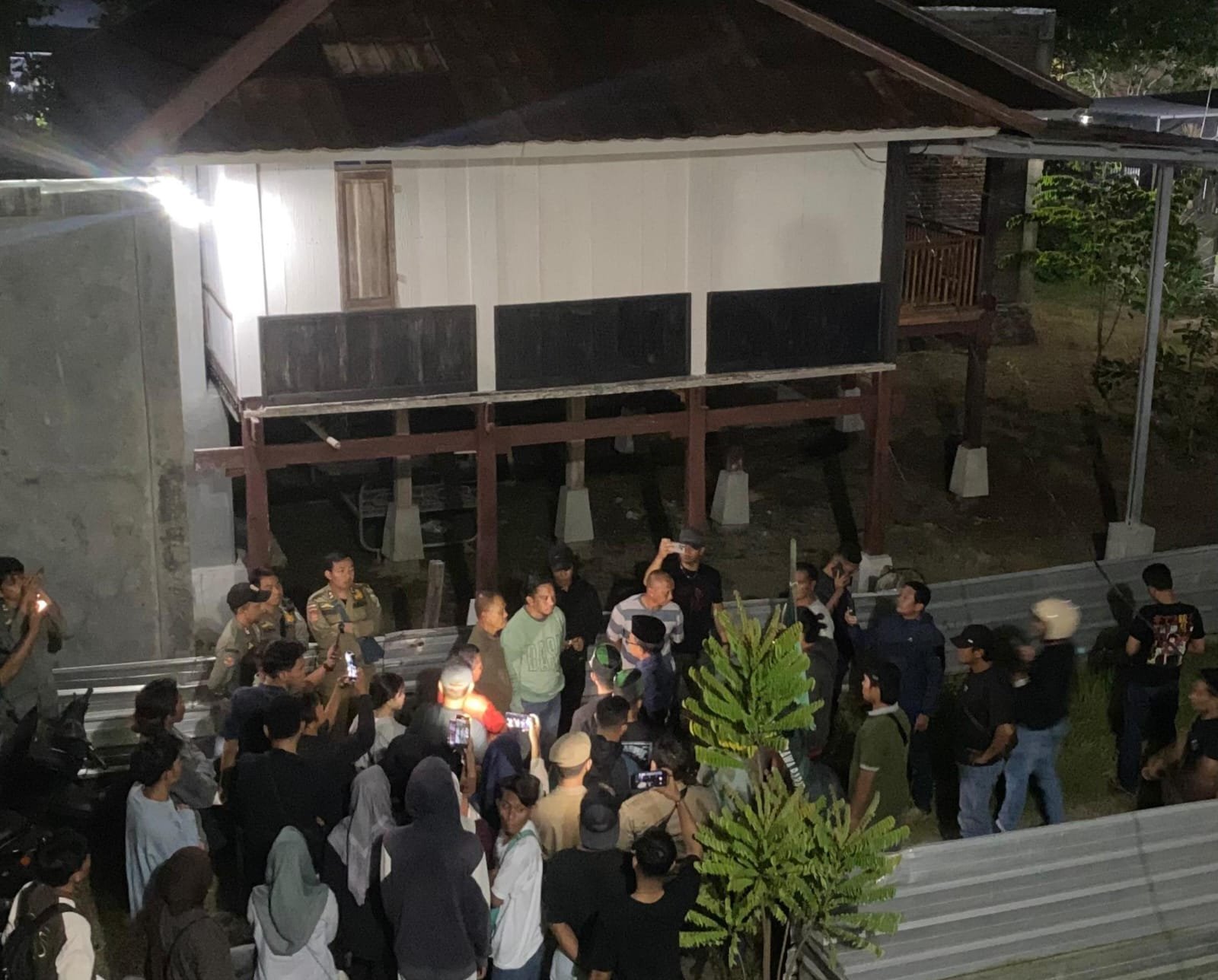 Ditolak Warga, Nobar Film Dokumenter “Pesta Babi” oleh HMI KSB Batal Digelar