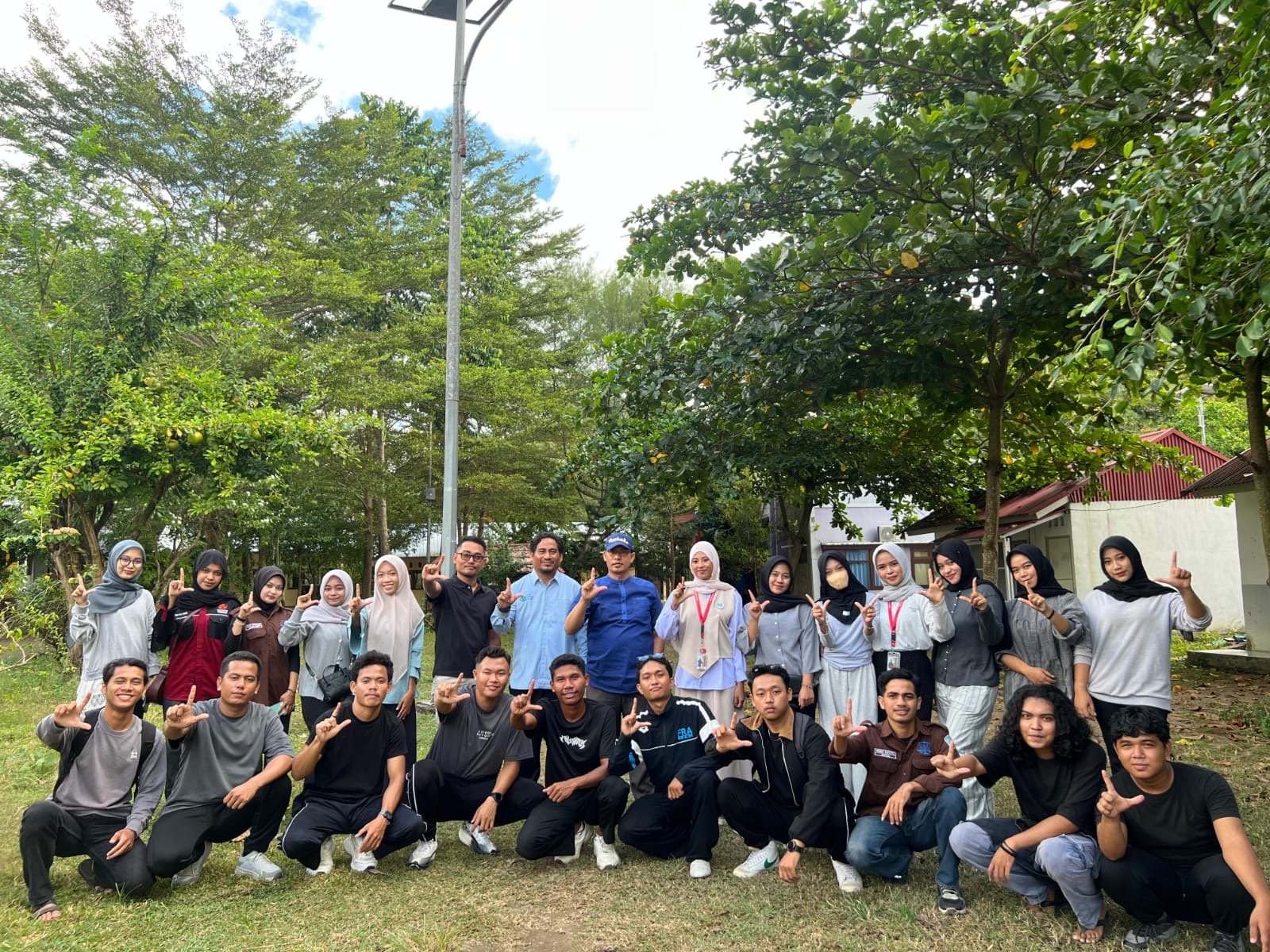 Dies Natalis ke-14, FH UTS Gaungkan Gerakan Hijau