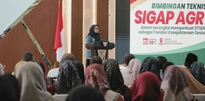 Buka Bimtek SIGAP, Hj Hanipah Tekankan Pentingnya Akurasi Data