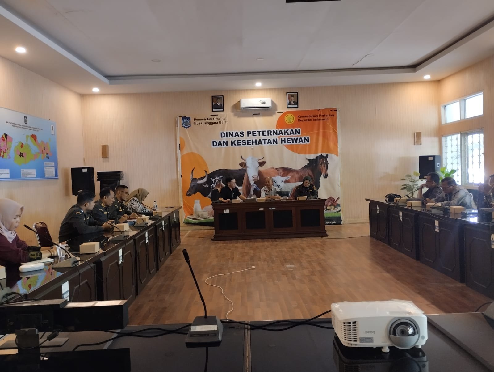 Atur Pengiriman Ternak, DPRD Sumbawa Datangi DPKH NTB