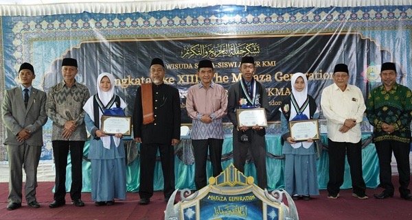 Wabup Sumbawa Sebut Pesantren Pilar Pembangunan Generasi Muda