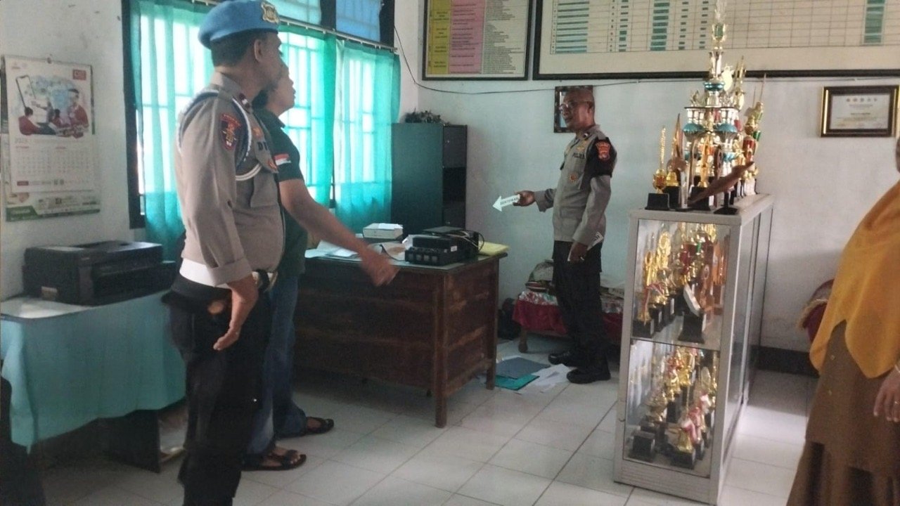 Gara-gara Judol, Pemuda Bobol Ruang Kepala Sekolah 