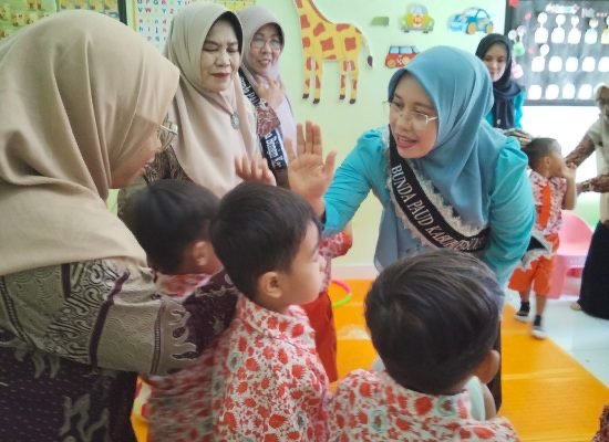 Bunda PAUD Sumbawa Perkuat Wajib Belajar Prasekolah