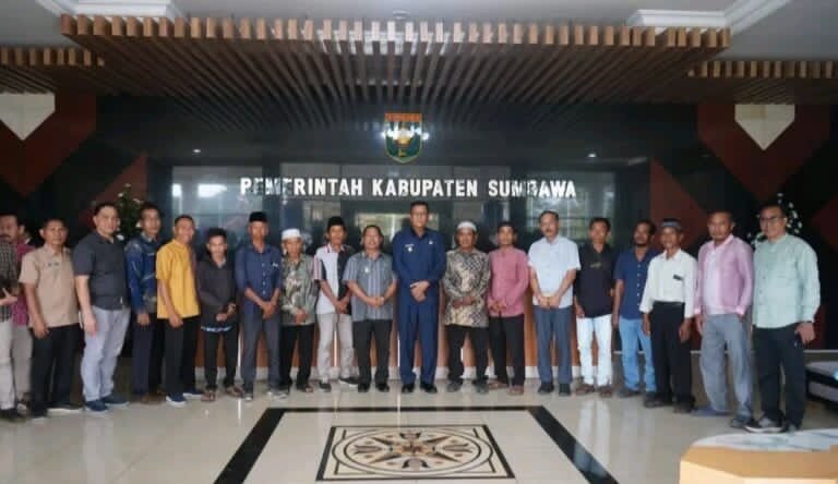 Program Penghijauan dan Penanaman Jagung Harus Berjalan Bersama