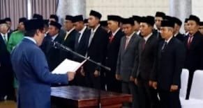 Bupati KSB Lantik 40 Pejabat, Tekankan Pentingnya Adaptasi