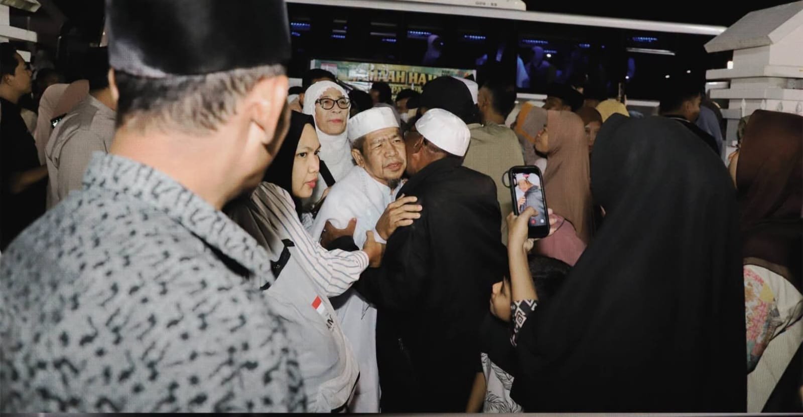 126 Jemaah Haji KSB Pulang dengan Selamat