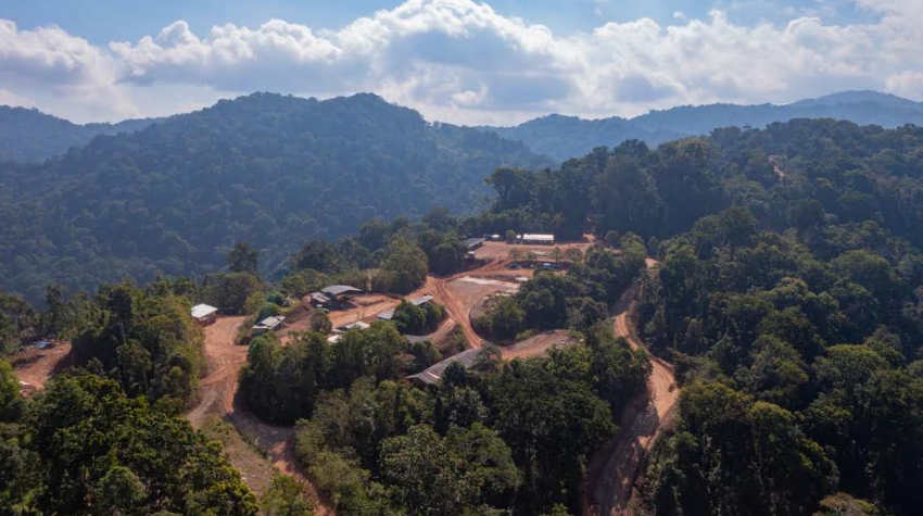  Warga Sumbawa Sebut Gugatan Cek Bocek Tak Berdasar