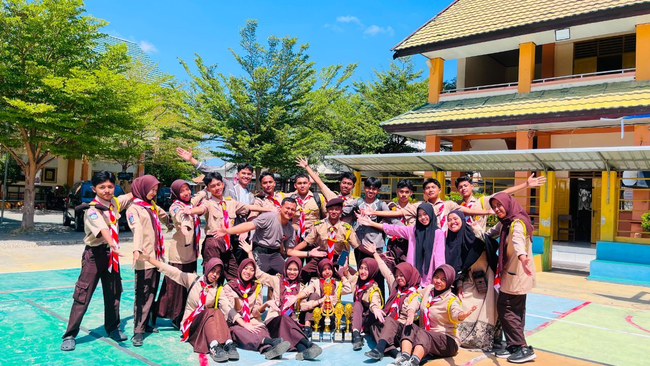 Ambalan Bala Kuning MAN 1 Sumbawa Juara Umum Semarak Ranting 2026