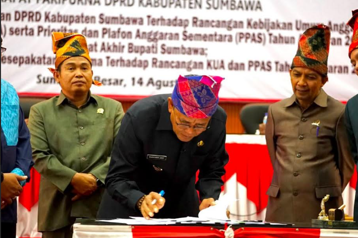  DPRD Sumbawa Sepakati KUA-PPAS APBD 2027