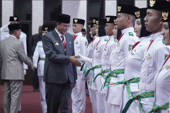 Paskibraka Sumbawa Dikukuhkan, Sukses Kibarkan Merah Putih