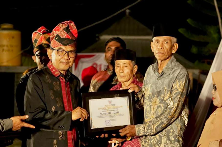 Semamung Rayakan 378 Tahun, Wabup Sumbawa Dorong Kemajuan Desa