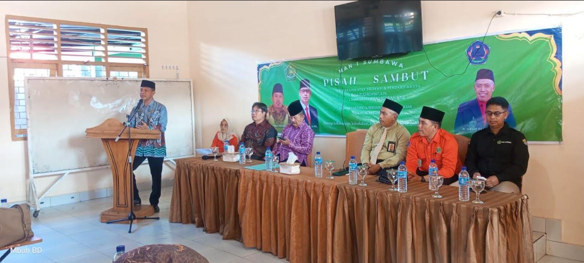  Kakankemenag Sumbawa Sebut Mutasi Bukan Hukuman, Bukan Reward