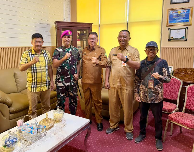  Danyon 16 Marinir Perkuat Sinergi dengan Pemkab Sumbawa