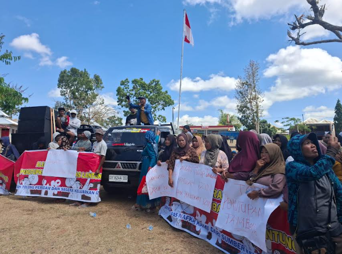  Warga Tolak Tutup Tambang Lantung