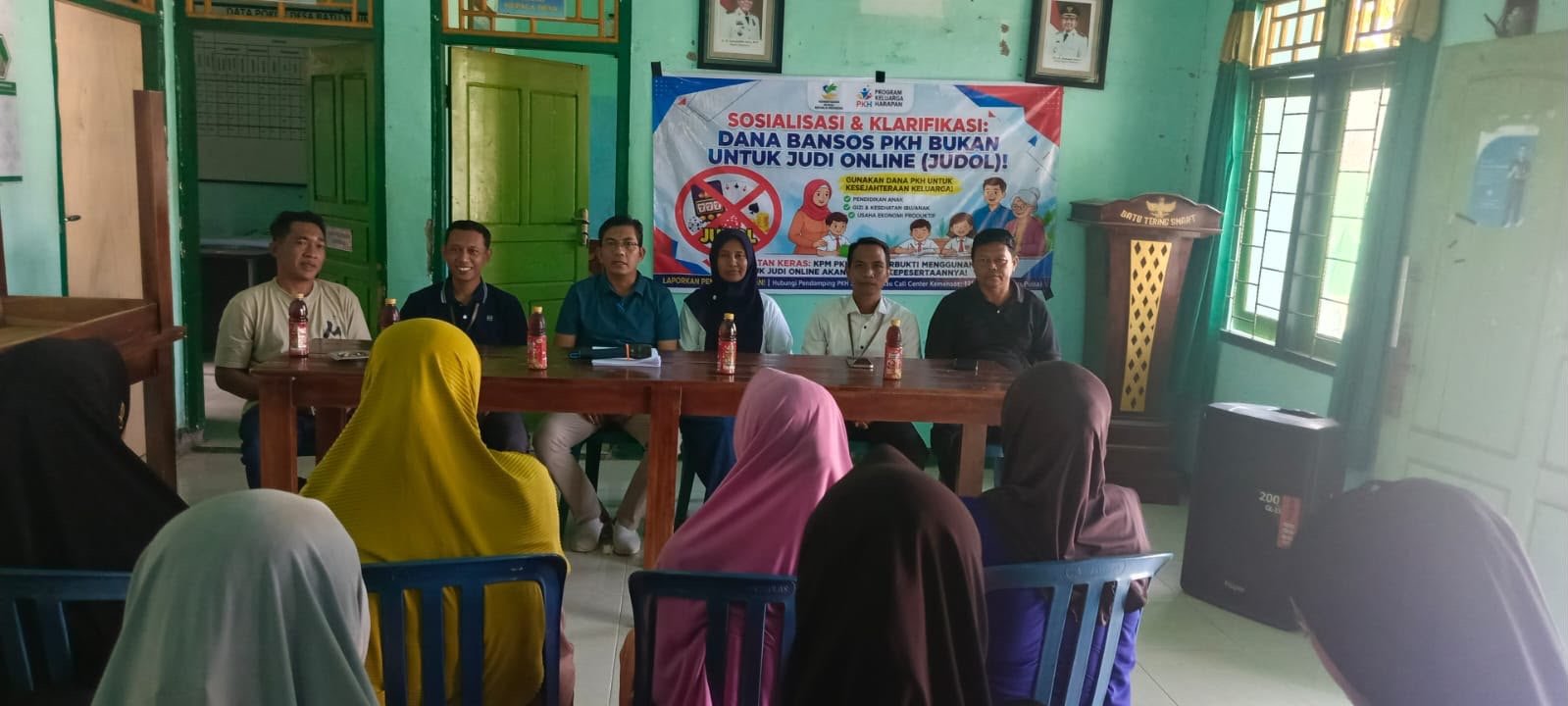 Pemdes Batu Tering dan Pendamping PKH Sosialisasikan Dampak Judol terhadap KPM Bansos