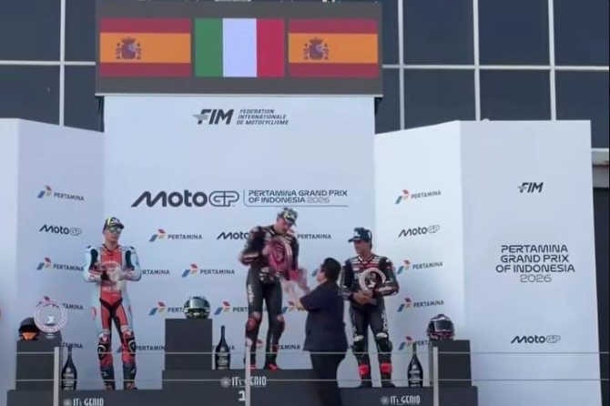 Bezzecchi Juara MotoGP Mandalika, Márquez Akhirnya Finis