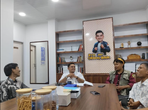    Terima Audiensi FIRS, Zulfikar Demitry Dorong Pemuda Sumbawa Kritis dan Solutif