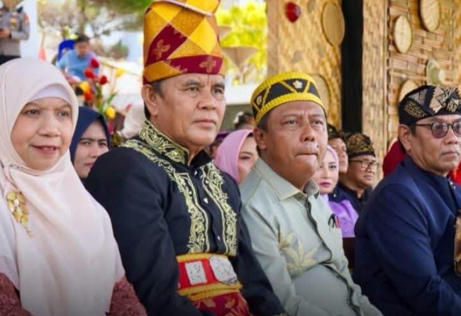    Bupati Sumbawa Hadiri Peringatan HUT Lombok Tengah